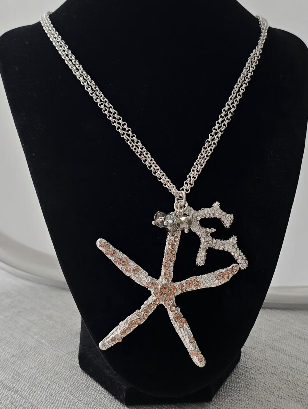 Rhinestone Starfish Pendant Necklace - Silver with Peach Stones